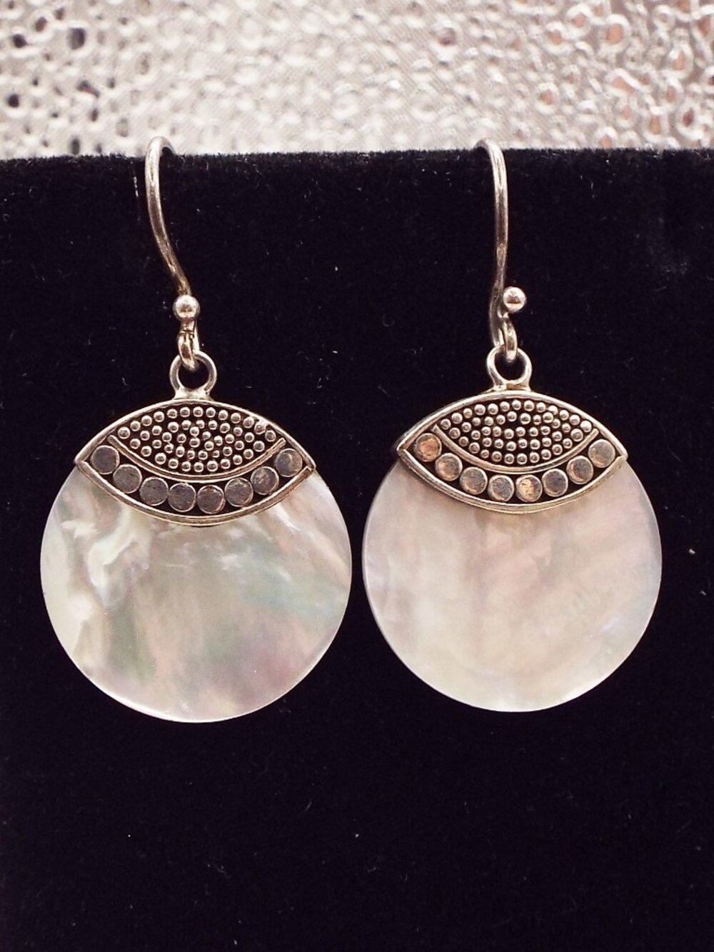ATI INDONESIA STERLING ROUND MOTHER OF PEARL DISKS PERCED DANGLY EARRINGS L - Picture 2 of 3